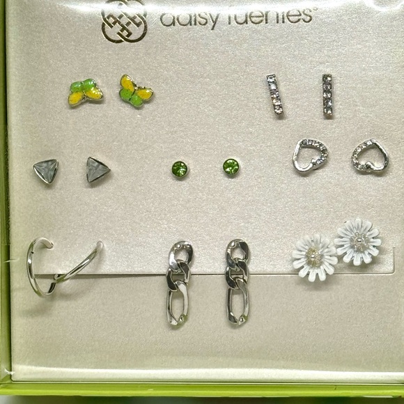 Daisy Fuentes Multi Dainty Stud post Earrings in Box - Picture 2 of 2